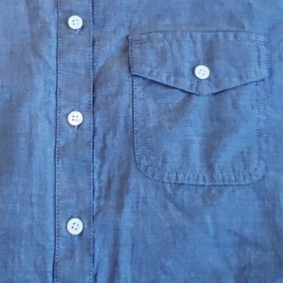 J. Crew Blue Popover with Long Sleeves with Folding Tabs. - Picture 5 of 9